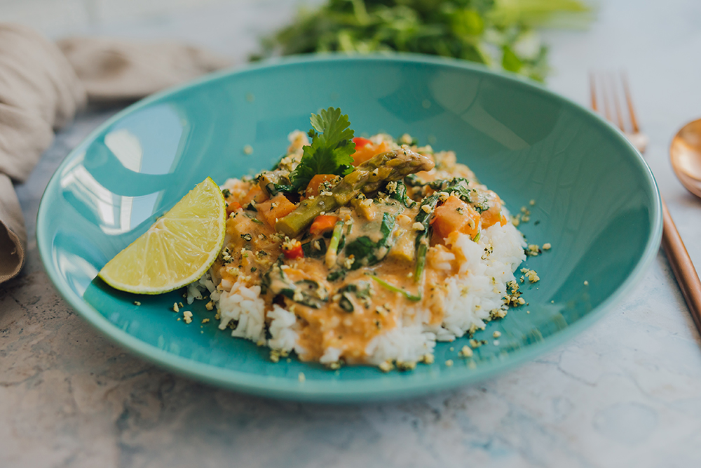 Veganes Thai-Curry mit Cashew-Ducca