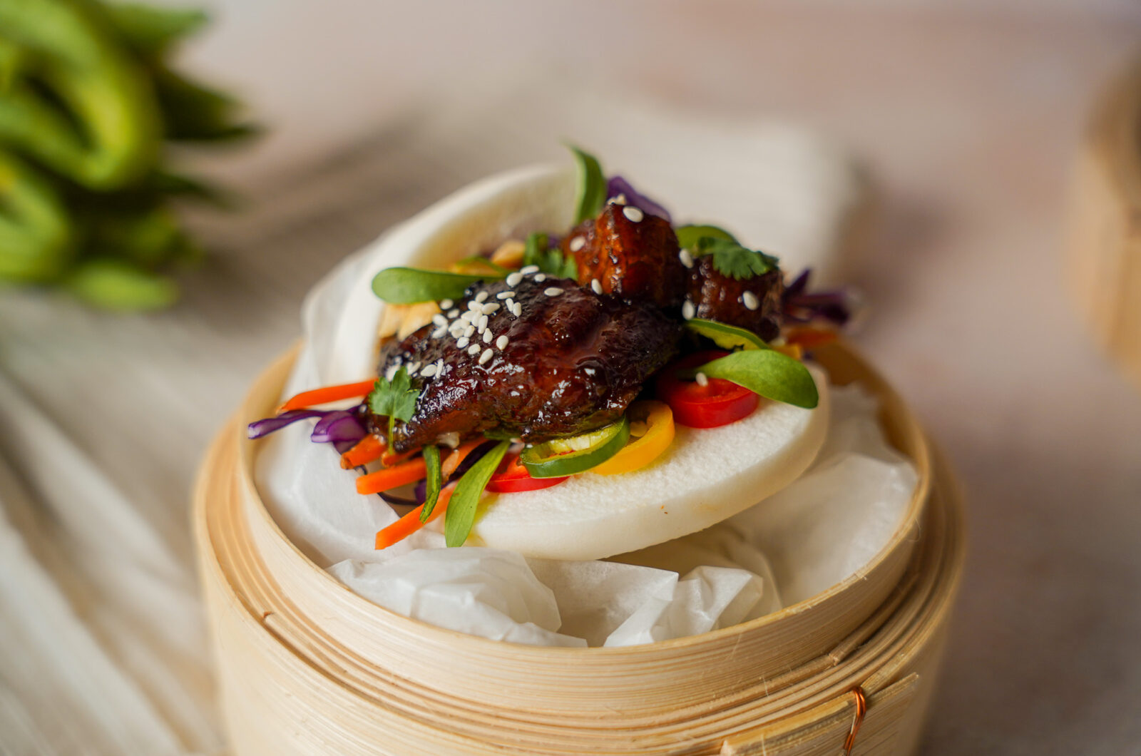 Bao Buns mit knusprigem Schweinebauch