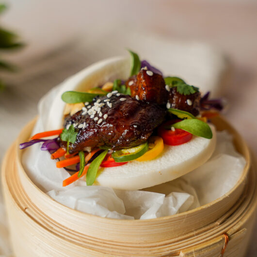 Bao Bun mit Schweinebauch